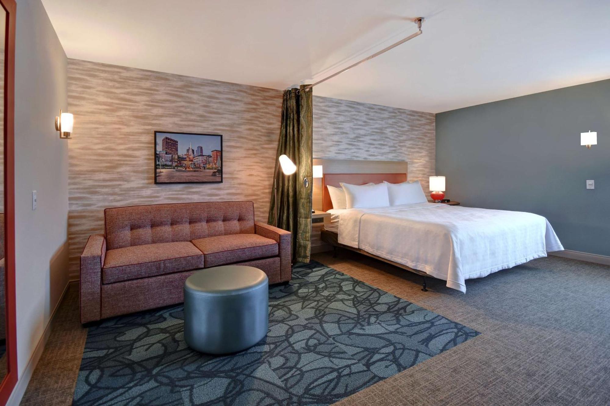 Home2 Suites By Hilton Boston South Bay Eksteriør billede